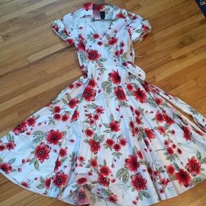 ❄️Red floral wrap dress v neck full skirt